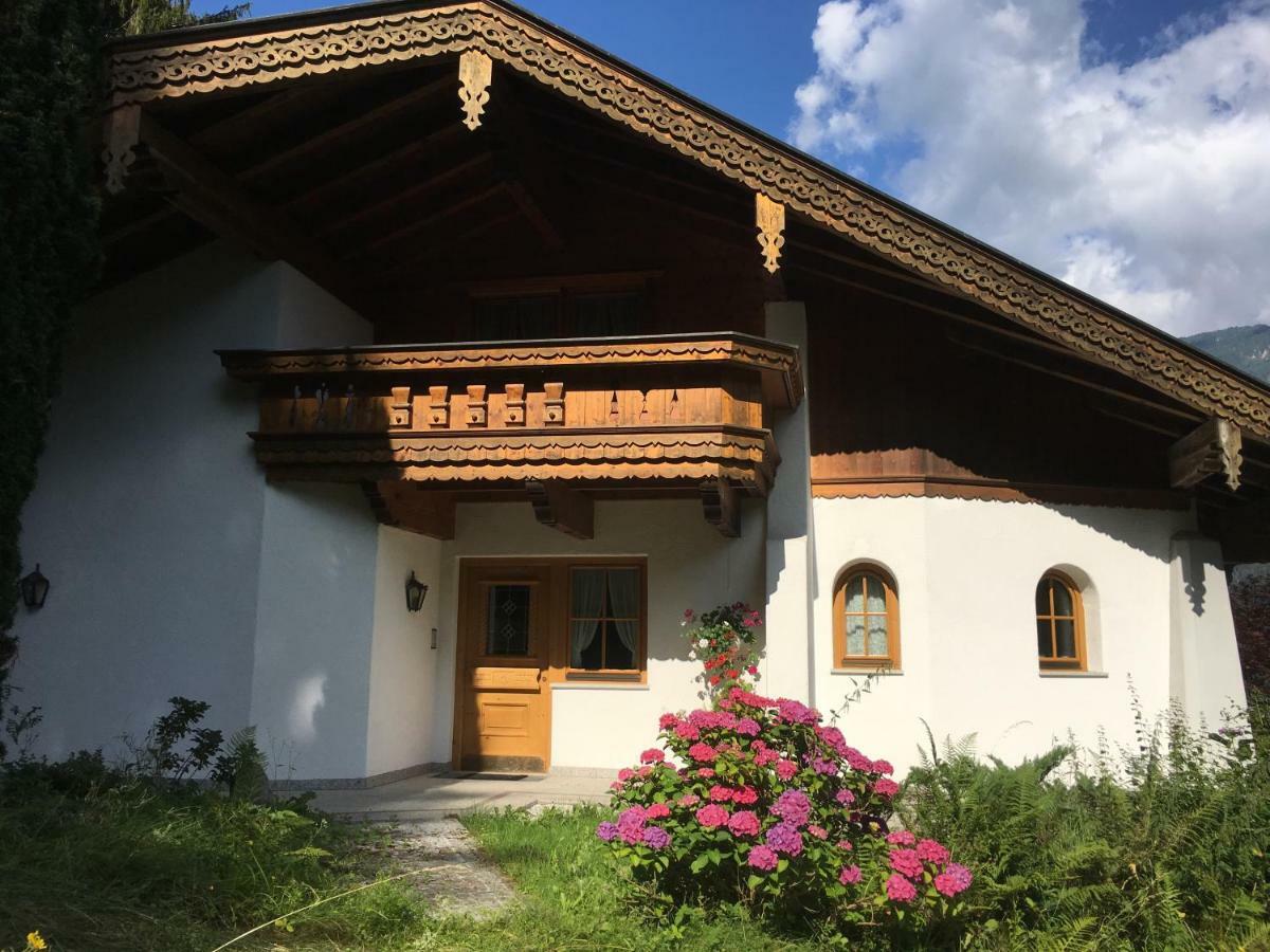 Bacher Oberkumbichl 900 Apartment Mayrhofen